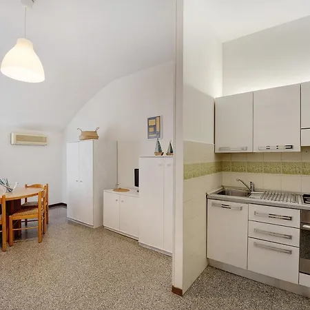 Apartment Orizzonte 8 B *